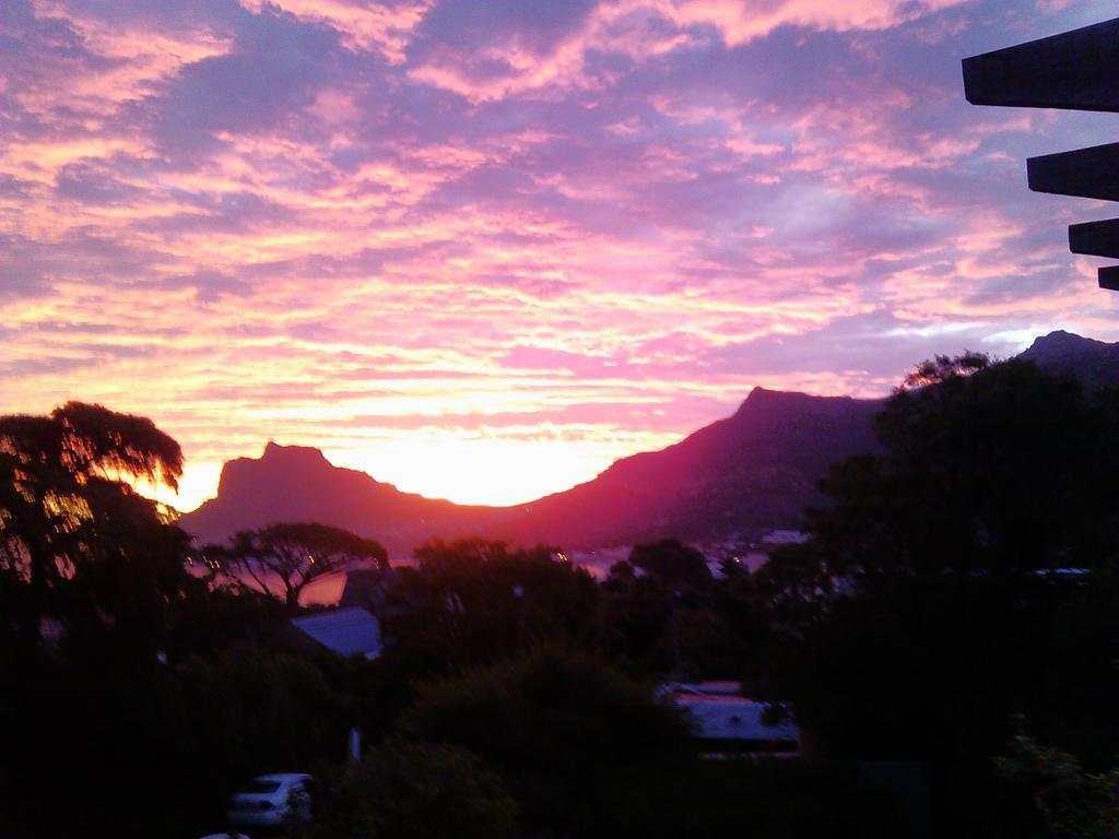 Hout Bay Hideaway Hotel Exterior photo